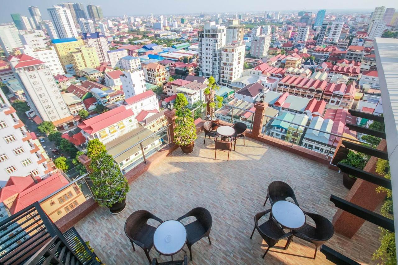 Queen Mansion Phnom Penh Exterior foto